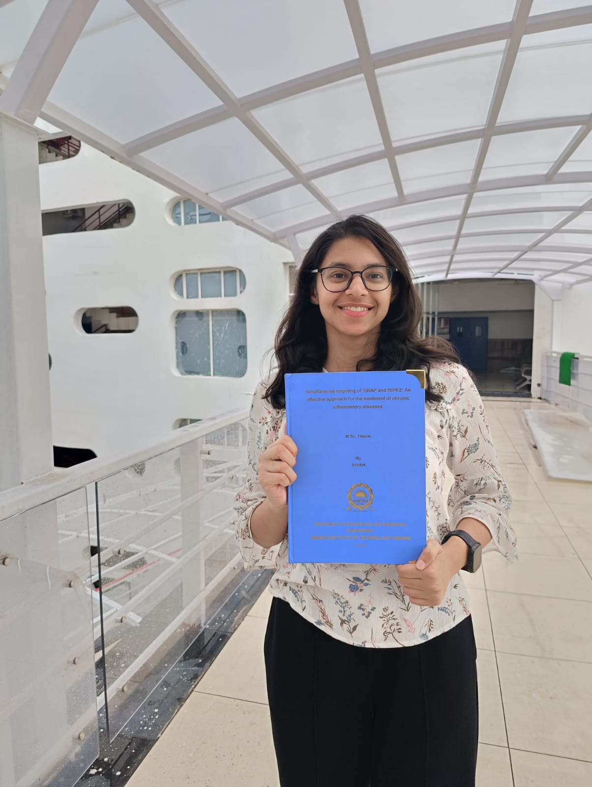 Ayushi successfully defended her master's thesis! Congratulations Ayushi!